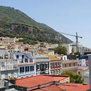 https://gibraltar-town-centre-flat-with-roof-terrace.es-andalucia.com