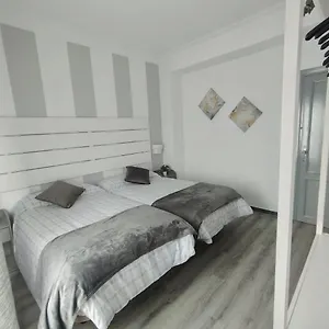 https://apartamento-ana-san-juan-del-puerto.es-andalucia.com