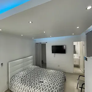 https://1058-modern-apt-5.comcaribbean.com